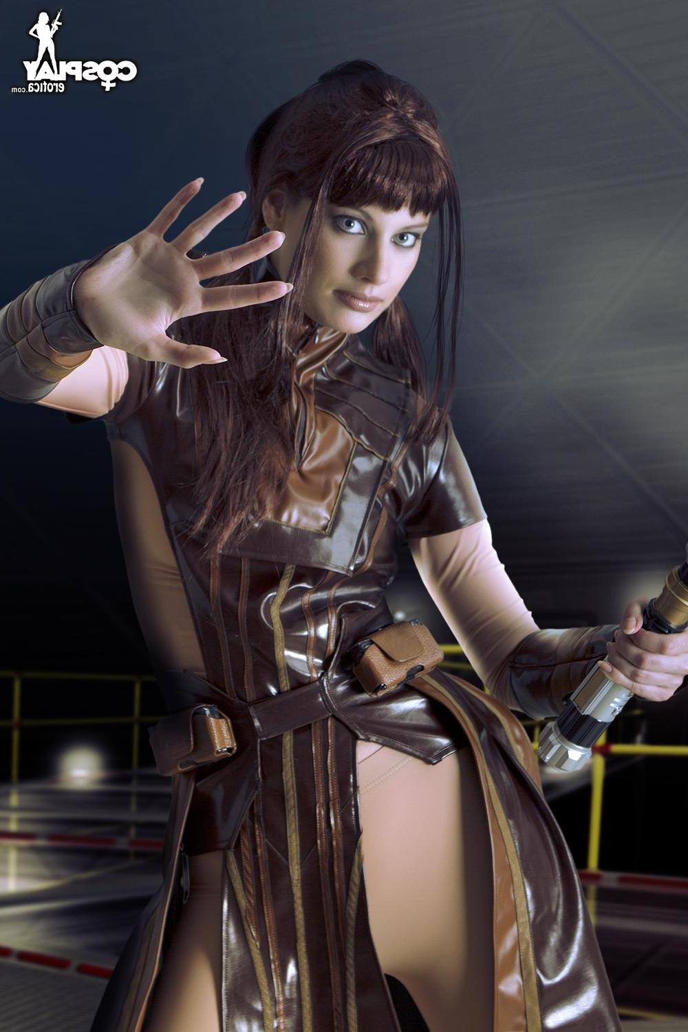 12P Cosplay beautiful Marylin is the sexiest jedi knight ever