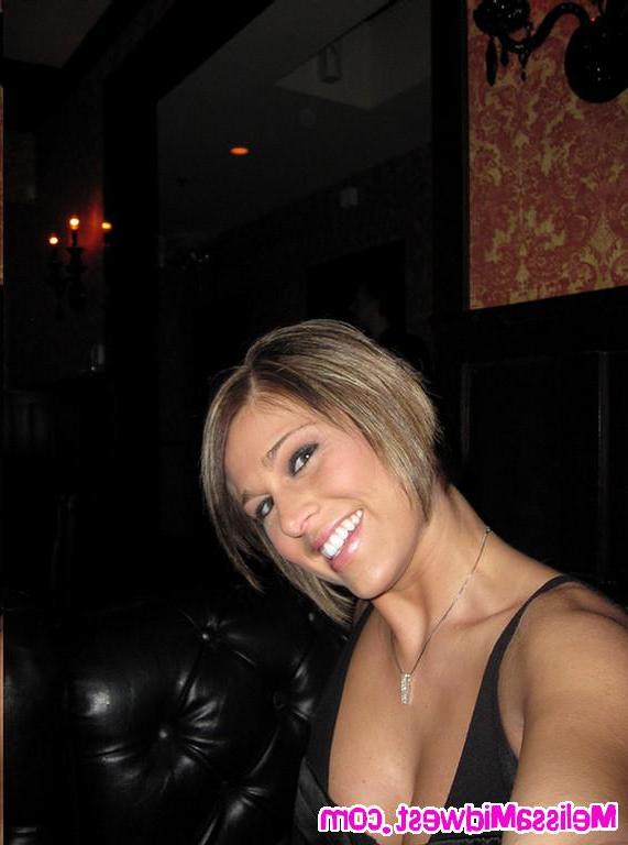 20P Pictures of teen chick Melissa Midwest celebrating the new year in Los Angeles
