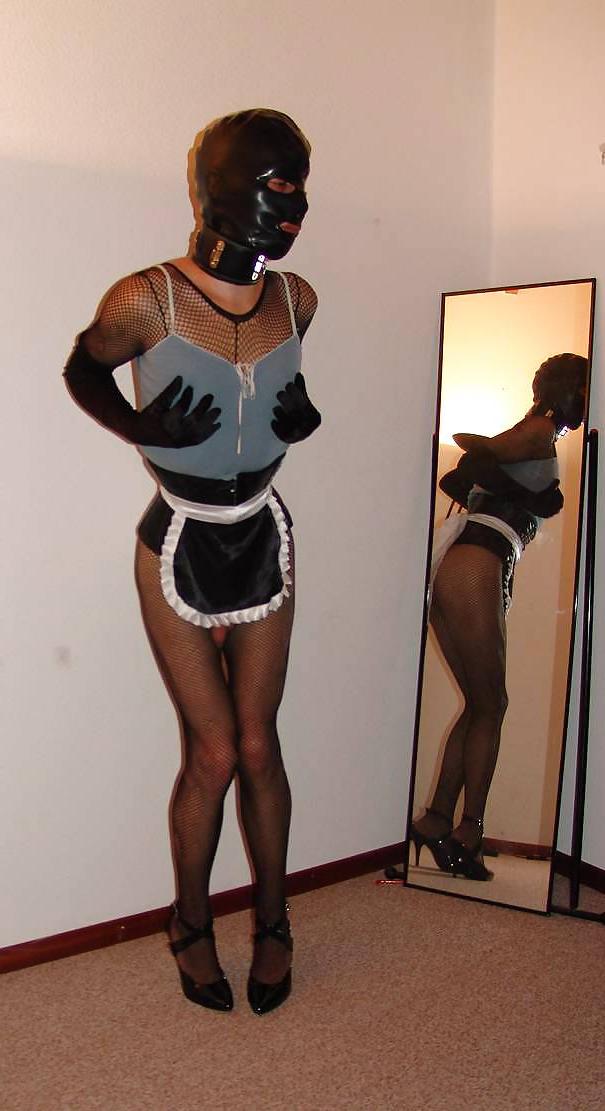 23P Slavinia in black-blue