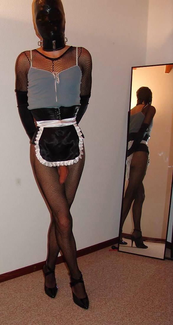 23P Slavinia in black-blue