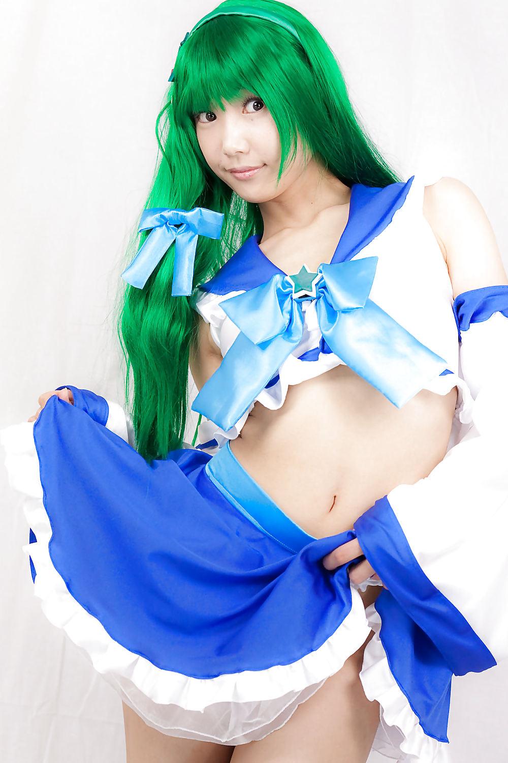 25P Japanese Cosplay Cuties-Lenfried (1)