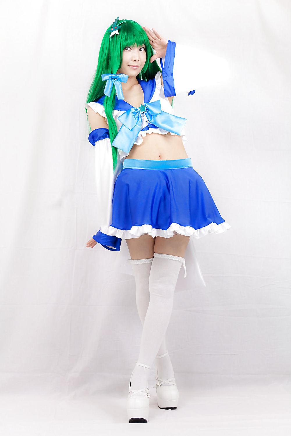 25P Japanese Cosplay Cuties-Lenfried (1)