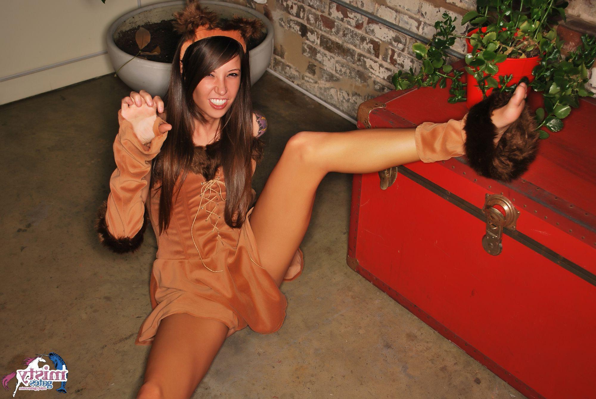 20P Pictures of Misty Gates dressed as a sexy wild animal