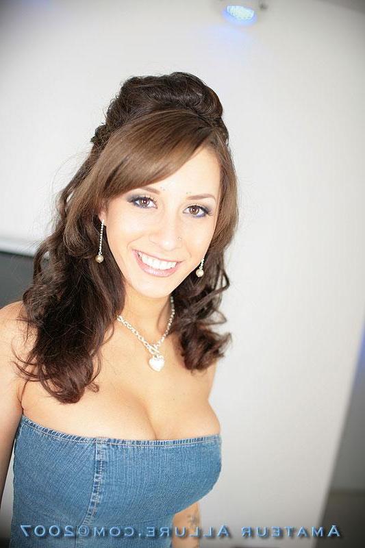 16P Busty teen cutie Mya posing and sucking dick for Amateur Allure