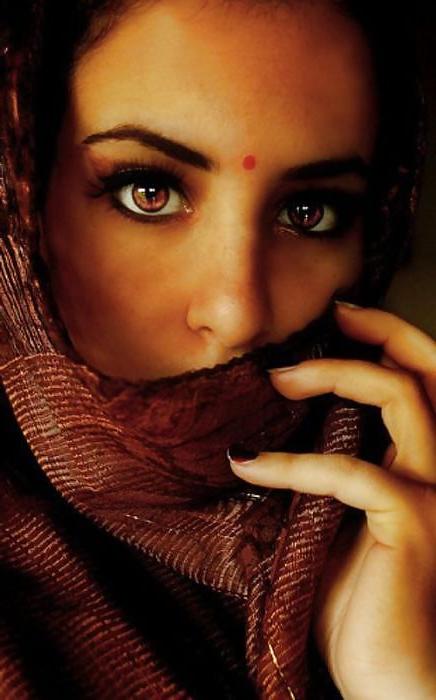 20P Brown eyed girls!