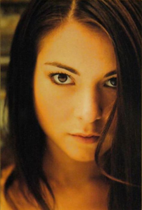 20P Brown eyed girls!