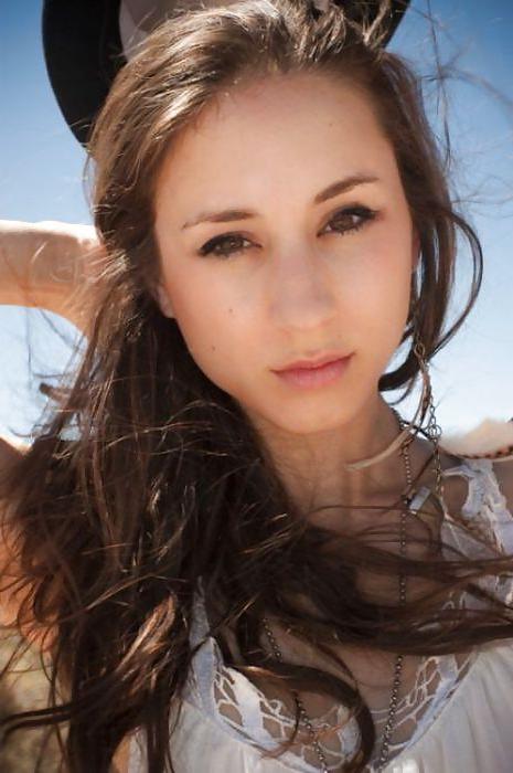 20P Brown eyed girls!
