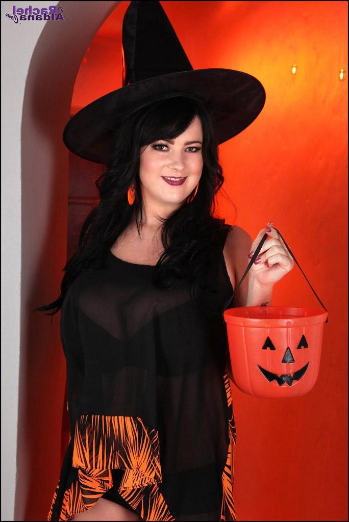 12P Rachel Aldana shows you her freakishly large boobs for Halloween