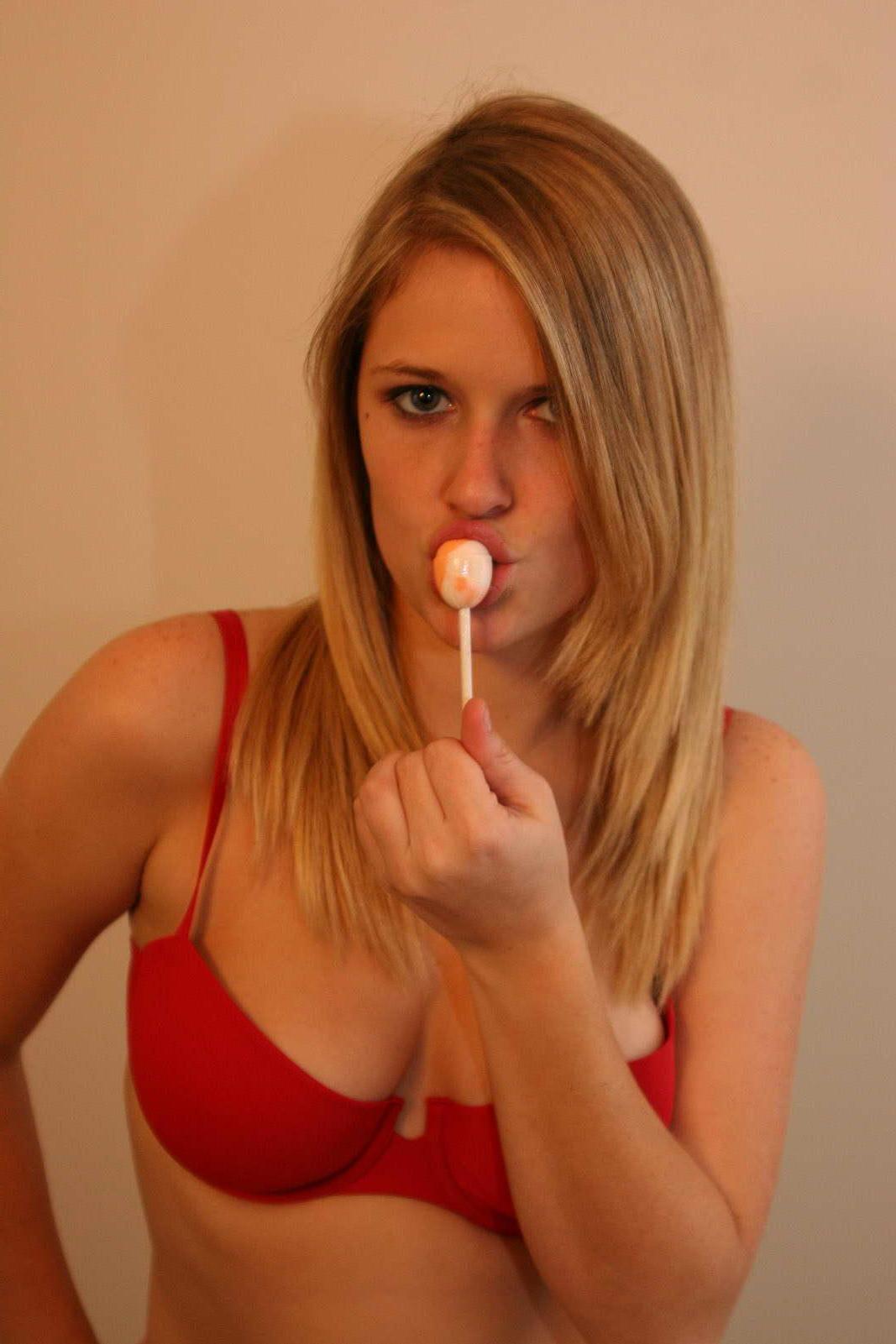 16P Sam and her Lolli