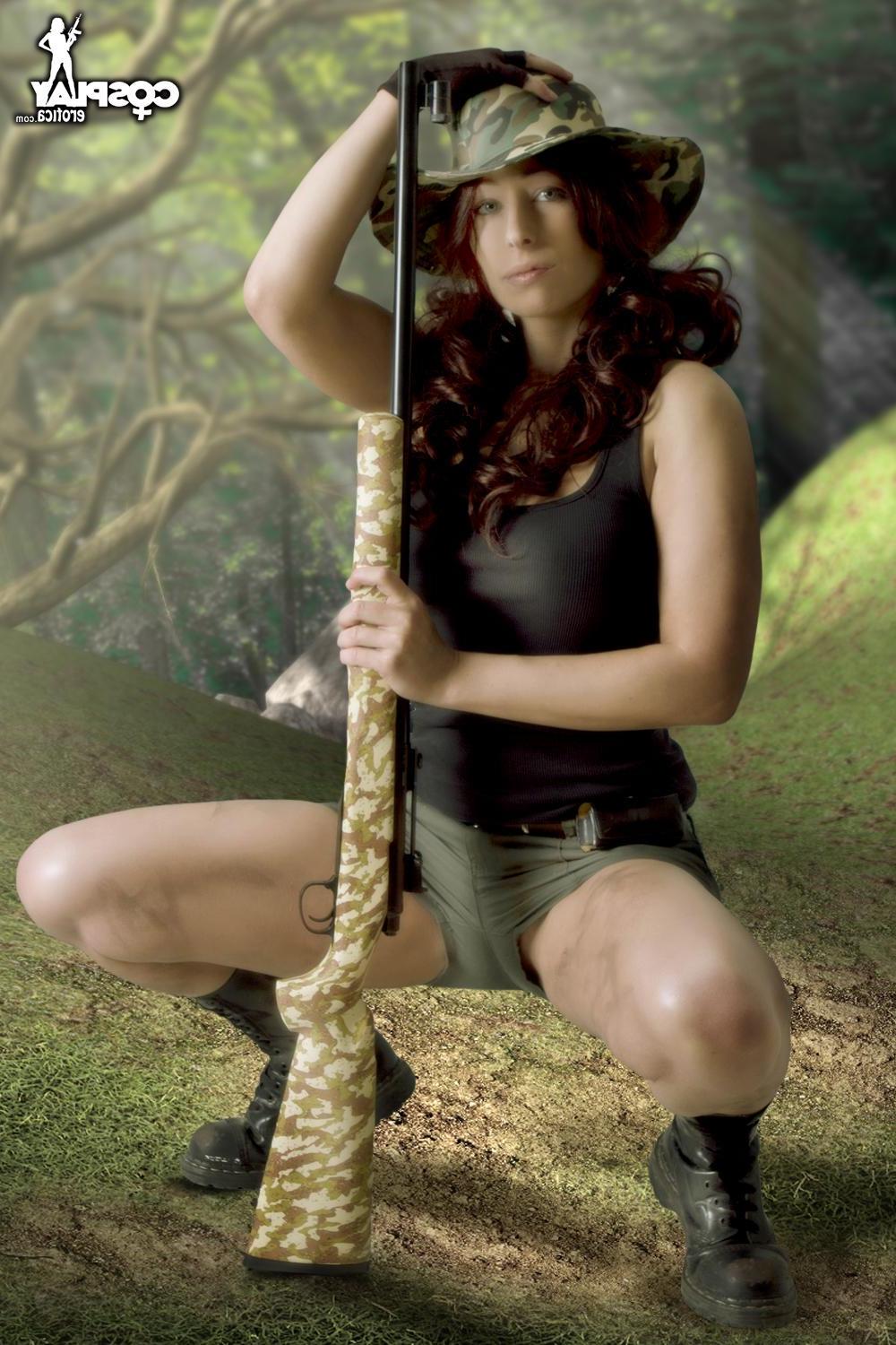 12P Hot cosplay girl Sandy Bell is a sexy hunter