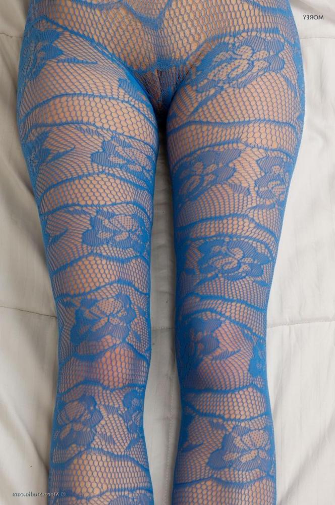 11P Stunning teen Sara James slides off her pantyhose and spreads her pretty legs