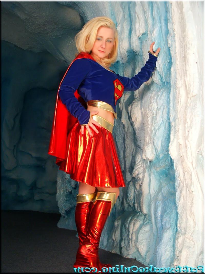 16P Pictures of teen girl Pattycake giving you some sexy cosplay