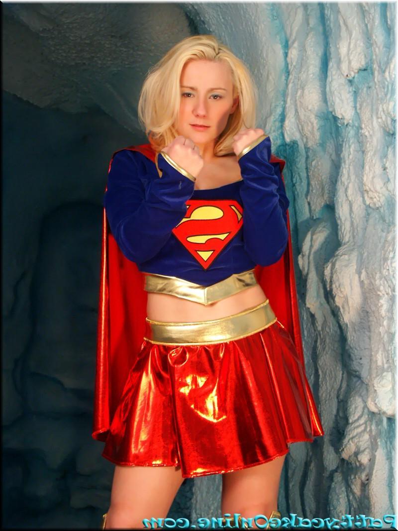 16P Pictures of teen girl Pattycake giving you some sexy cosplay