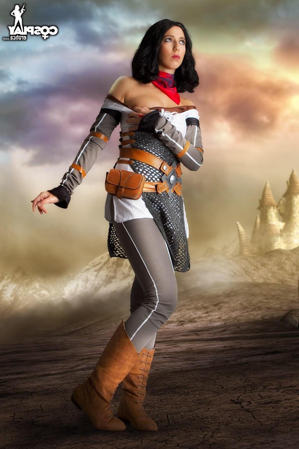 12P Hot cosplay girl Shelly gets her nerd freak on in a hot fantasy scene