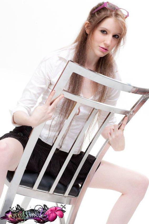 15P Pictures of hot teen girl Sica Marie teasing the camera