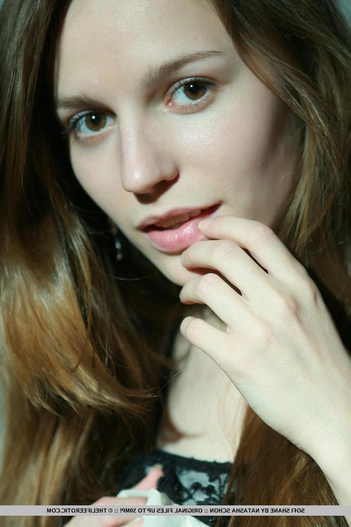 16P Hot girl Sofi Shane struts around in her heels in "Natural Beauty"
