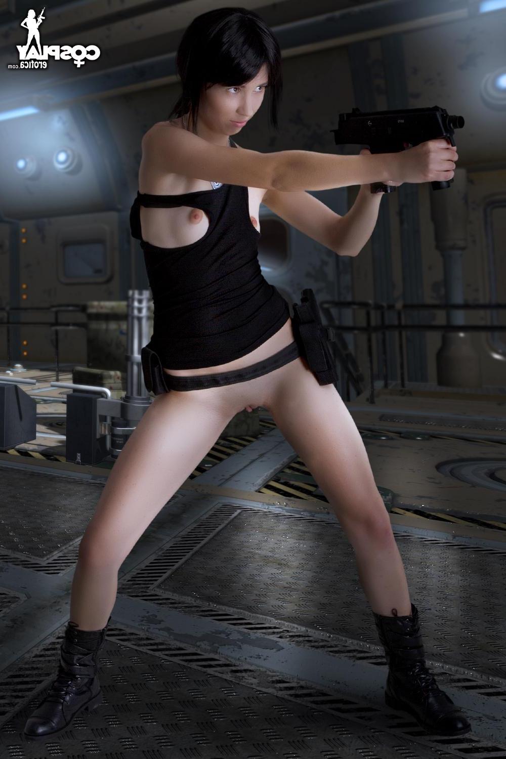 12P Hot cosplayer Stacy brings her geeky fantasy to life