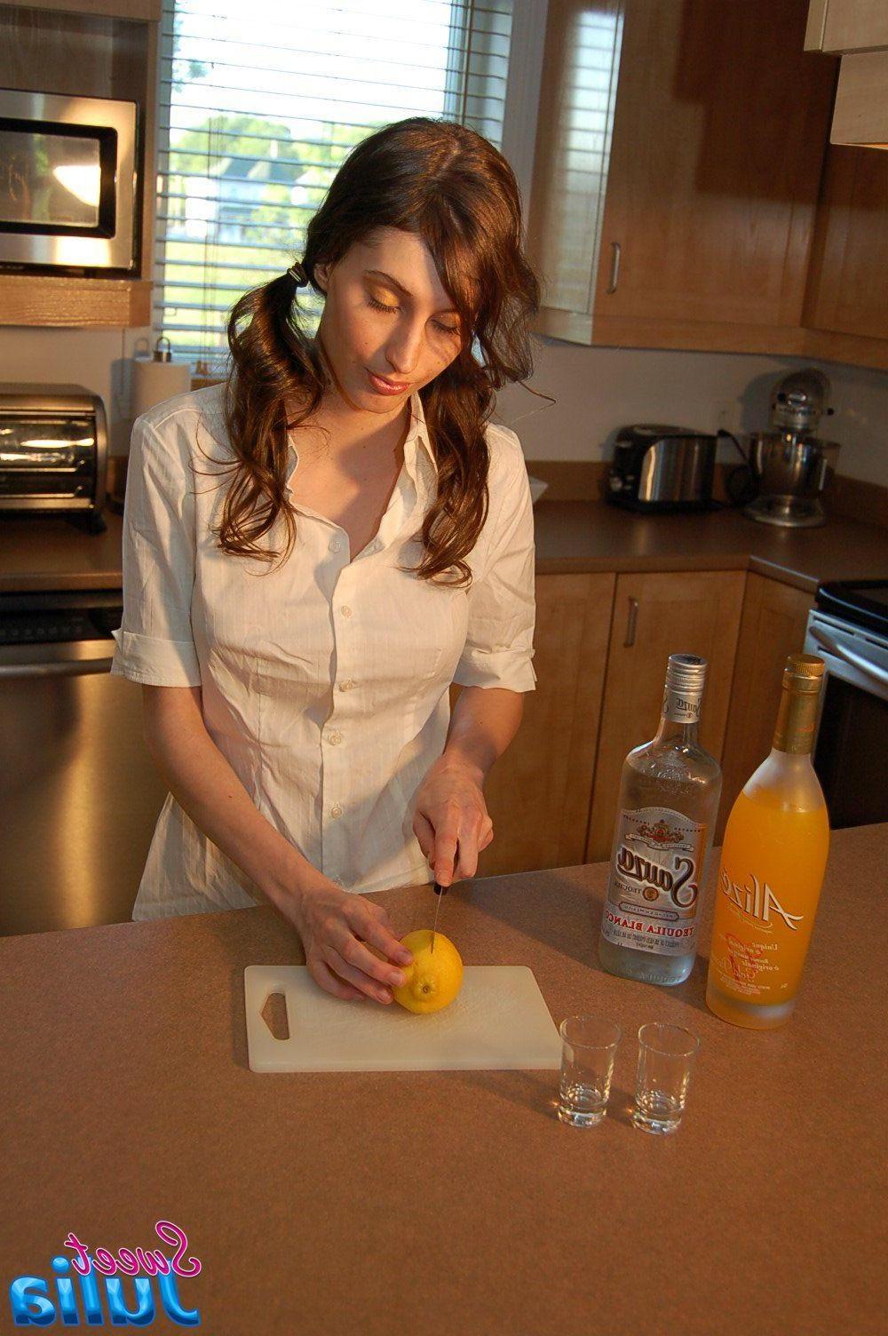 12P Pictures of teen Sweet Julia getting drunk for you