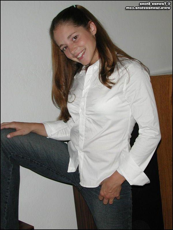 20P Pictures of teen Tawnee Stone showing her hot body