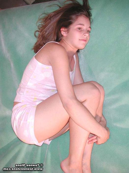 20P Pictures of Tawnee Stone showing off her hot body