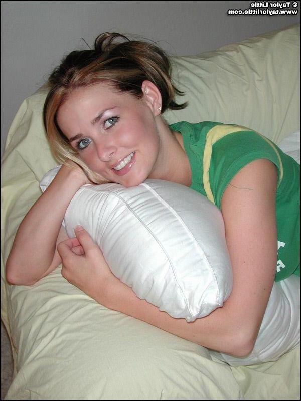 20P Pictures of teen amateur Taylor Little stripping because she's horny