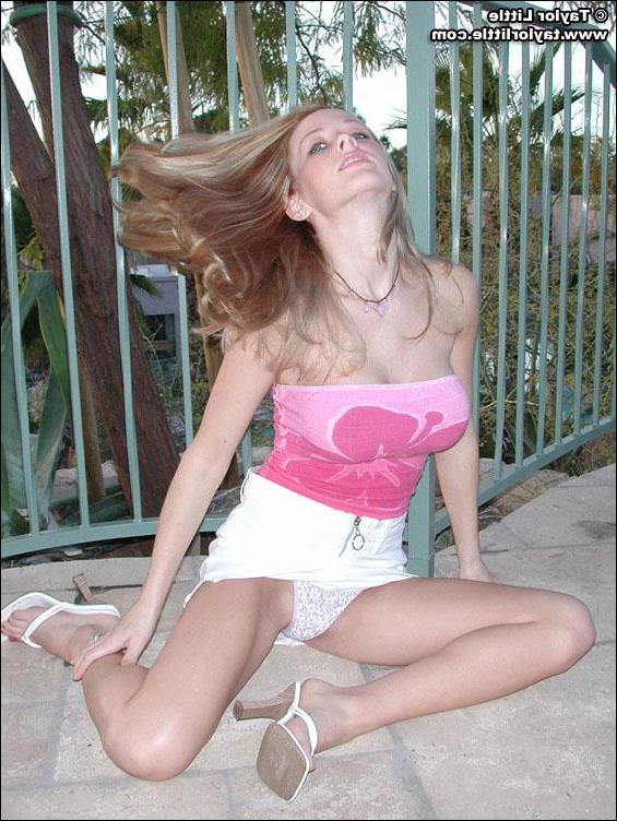 20P Pictures of Taylor Little showing you her pussy