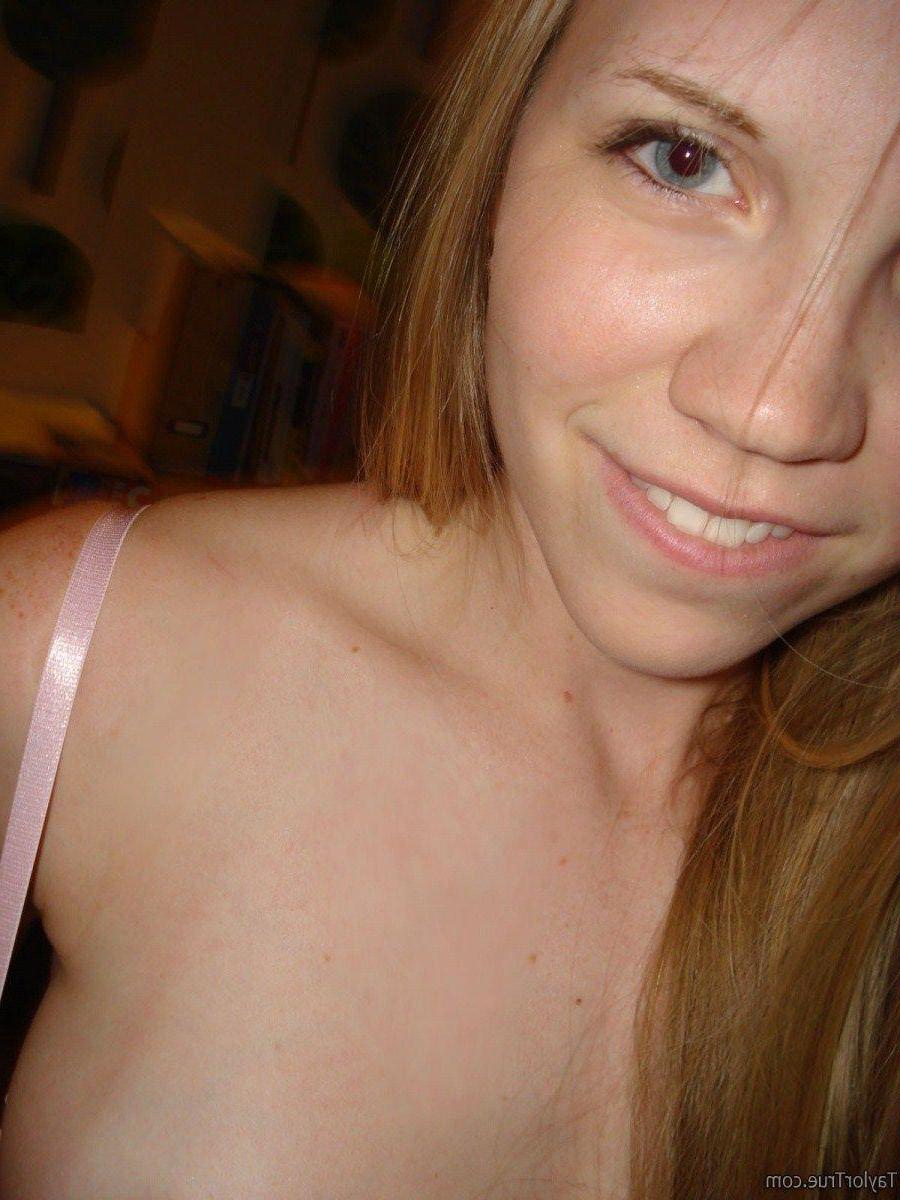 15P Pictures of teen Taylor True showing off her hot body