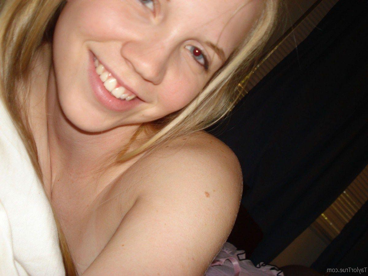 15P Pictures of teen Taylor True showing off her hot body