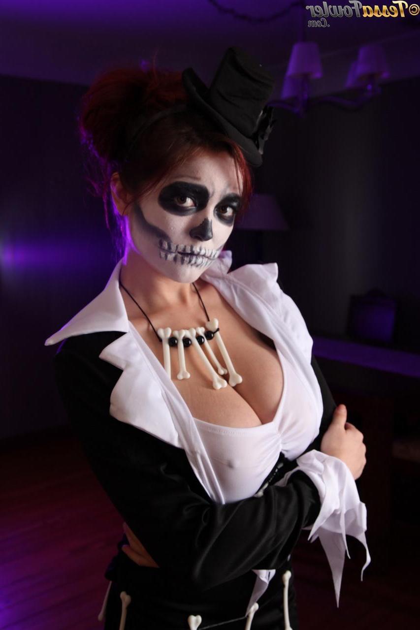 15P Tessa Fowler gets dressed in her Halloween costume and exposes her boobs