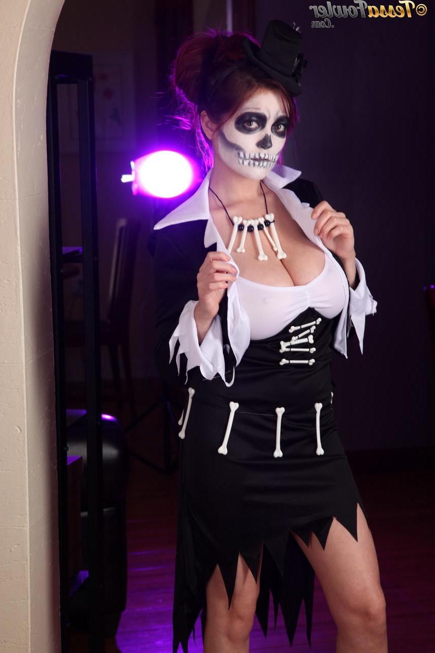 15P Tessa Fowler gets dressed in her Halloween costume and exposes her boobs