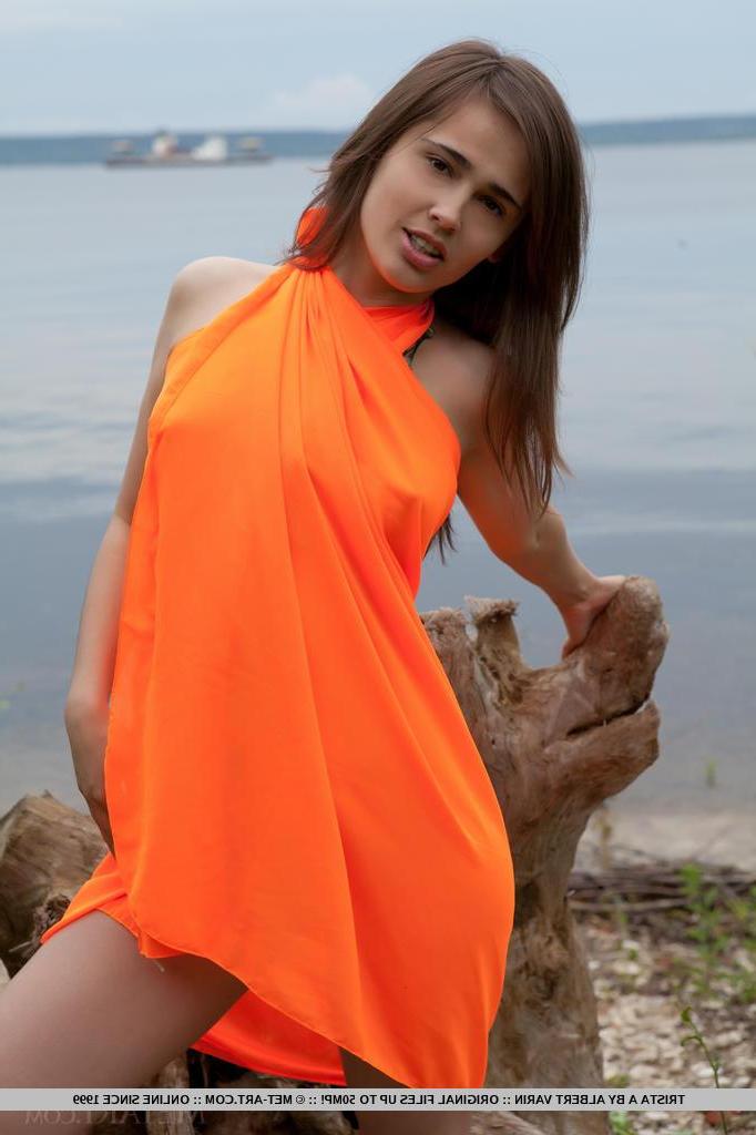 18P Beautiful girl Trista A strips naked outside