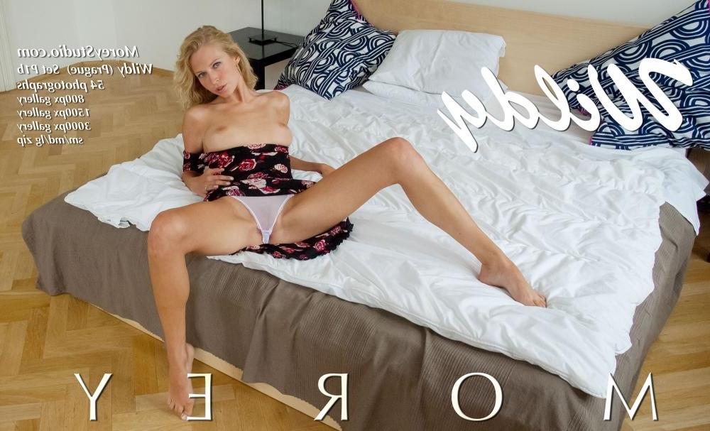 11P Stunning teen Wildy lifts her dress to show you her tight pussy
