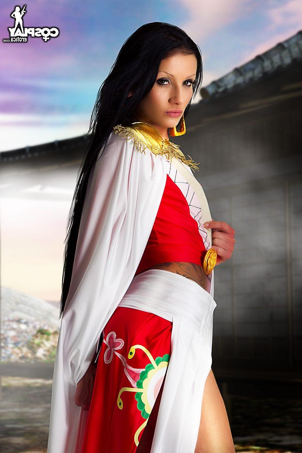 12P Beautiful cosplayer Zorah shows you what's under her long red skirt