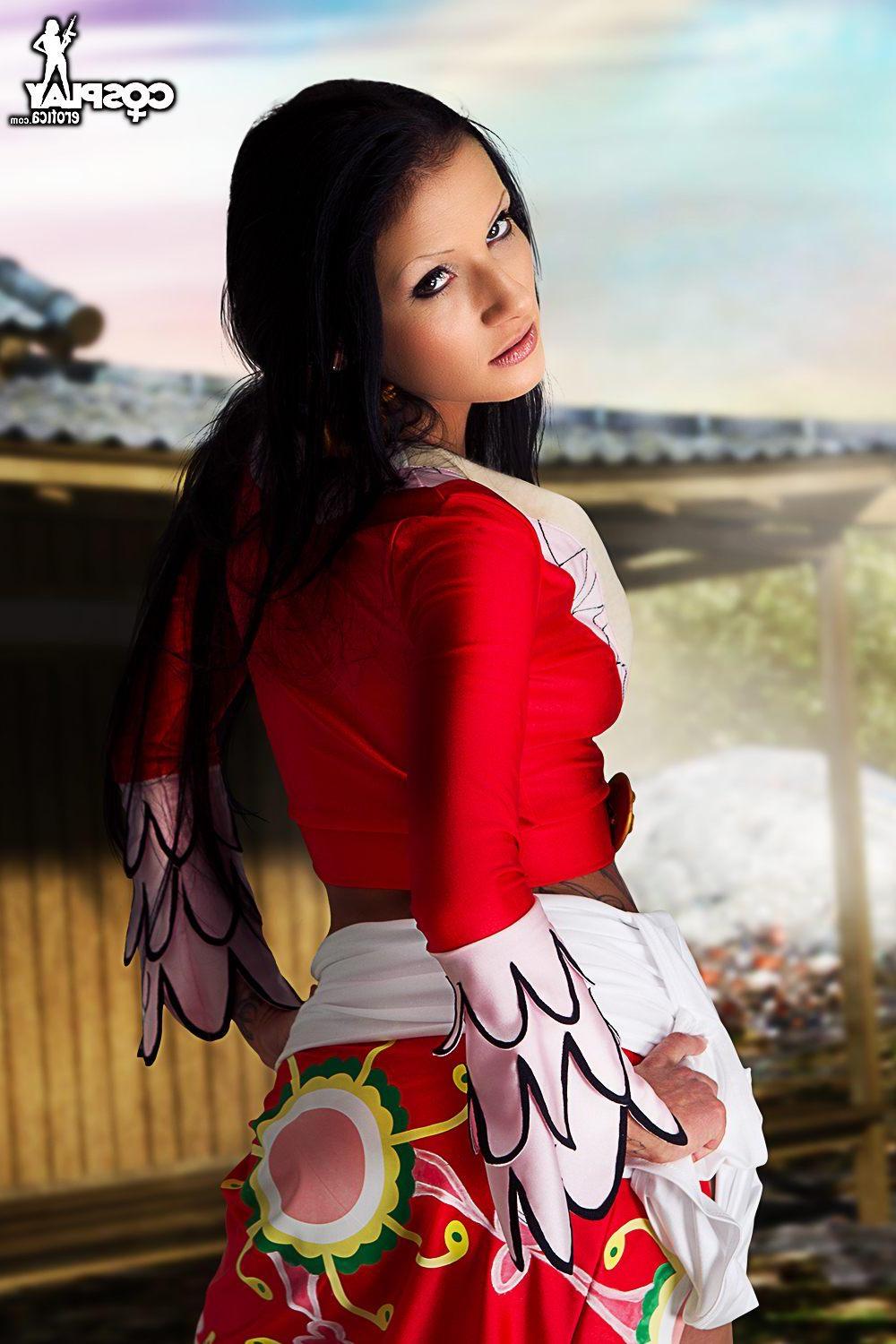 12P Beautiful cosplayer Zorah shows you what's under her long red skirt