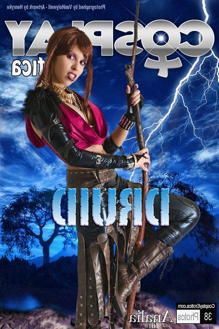 12P Hot cosplayer Analia will make all your fantasies come true