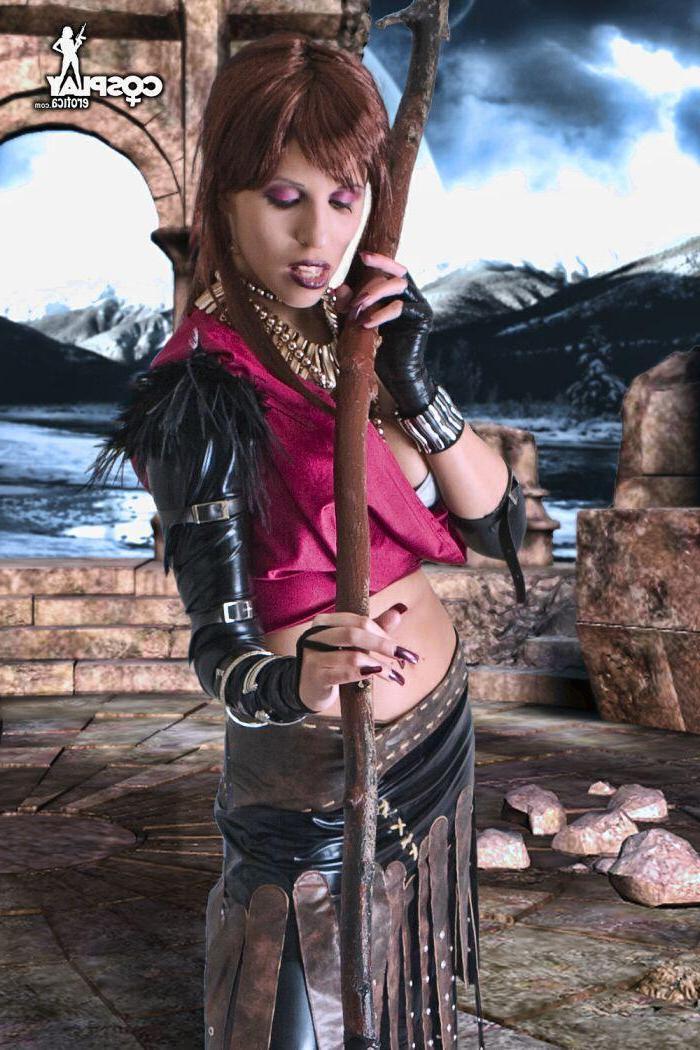 12P Hot cosplayer Analia will make all your fantasies come true