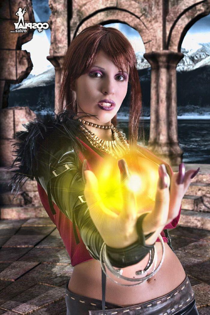12P Hot cosplayer Analia will make all your fantasies come true