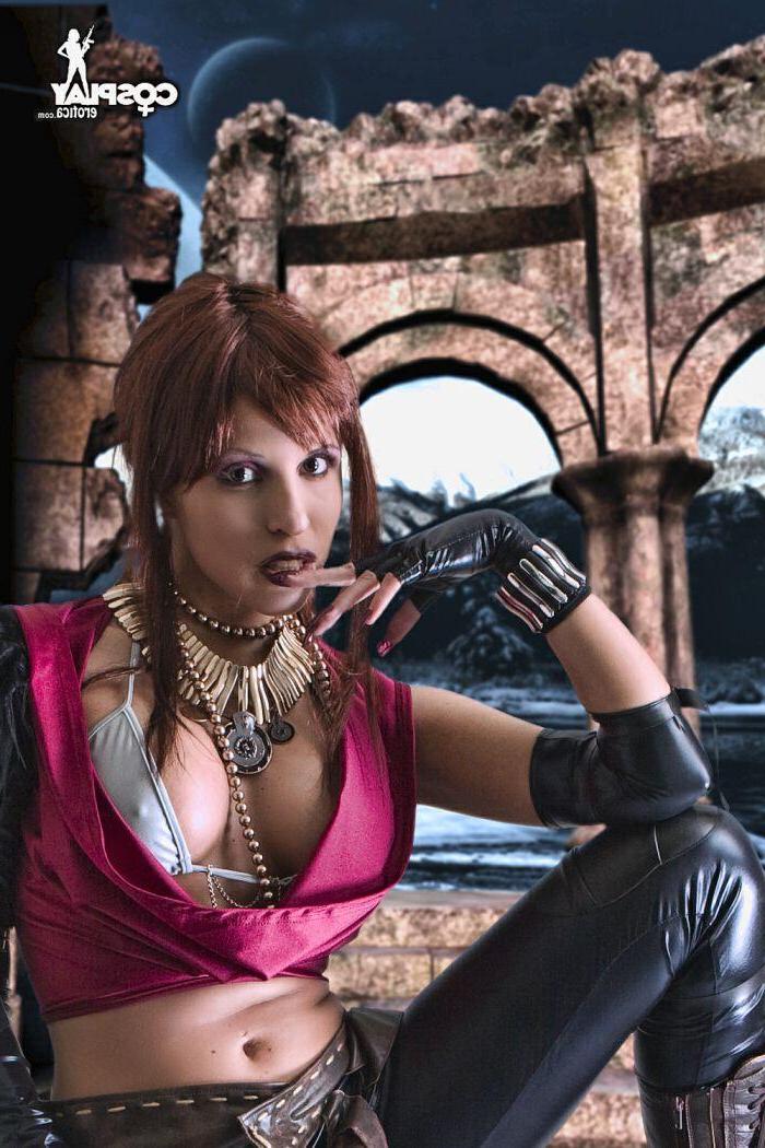 12P Hot cosplayer Analia will make all your fantasies come true