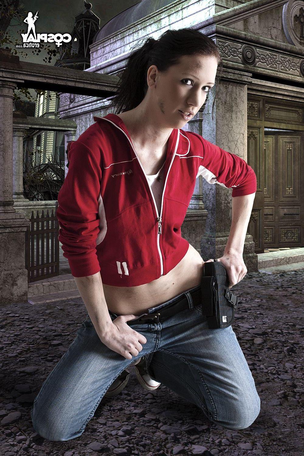 16P Sexy cosplayer Valery dresses up as a character from Left 4 Dead