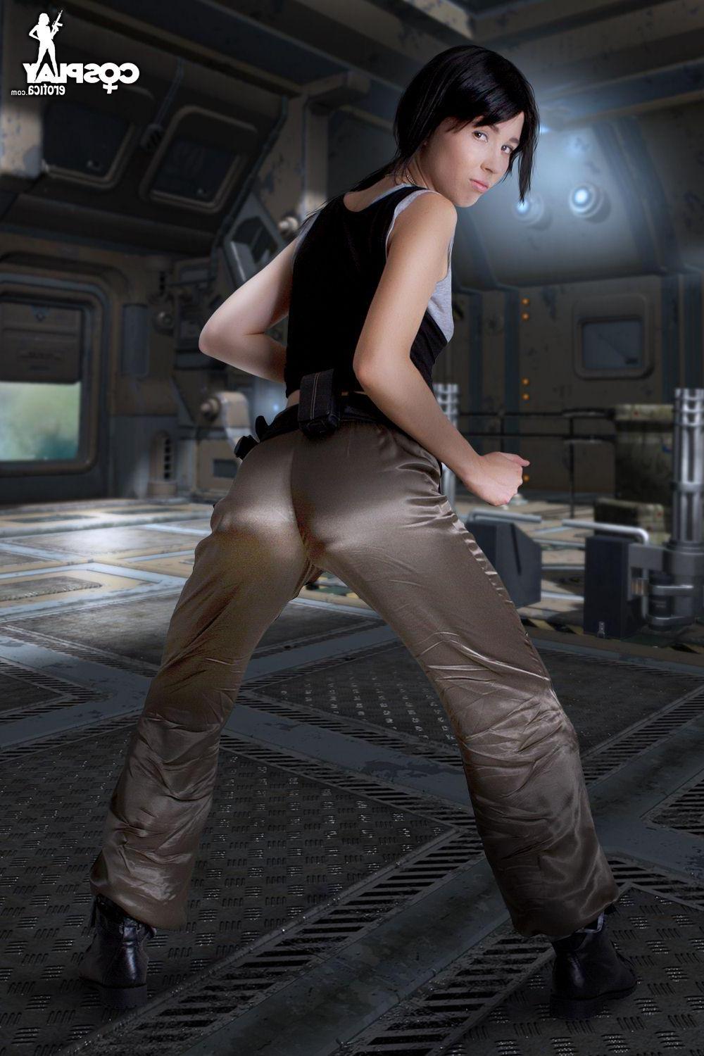 16P Pictures of hot cosplayer Stacy dressed for duty on Battlestar Galactica
