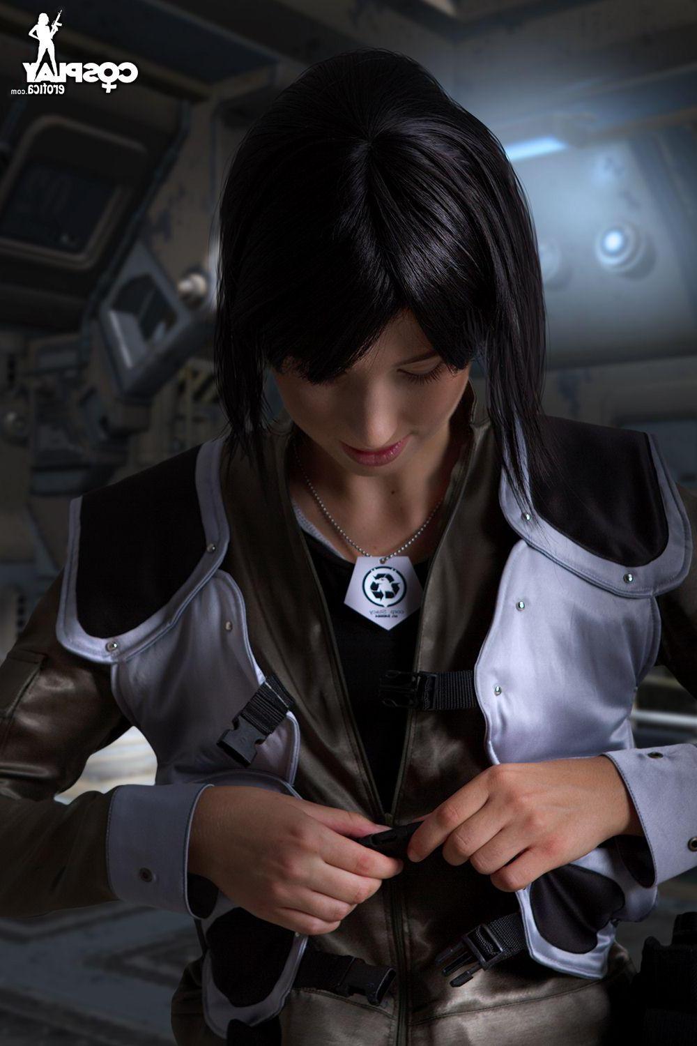 16P Pictures of hot cosplayer Stacy dressed for duty on Battlestar Galactica