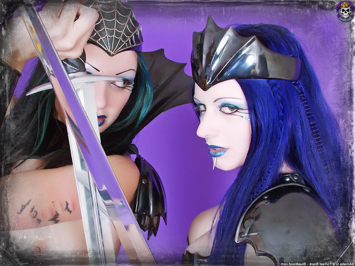 15P Darenzia and Scar13 - Darkly Stylish Gothic Fantasy Warrior Babes