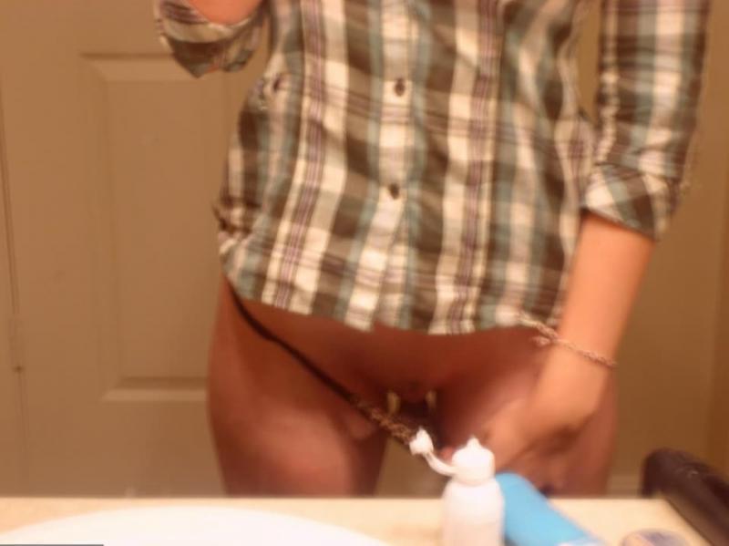 14P Busty teen chick teasing on cam by flashing her big breasts