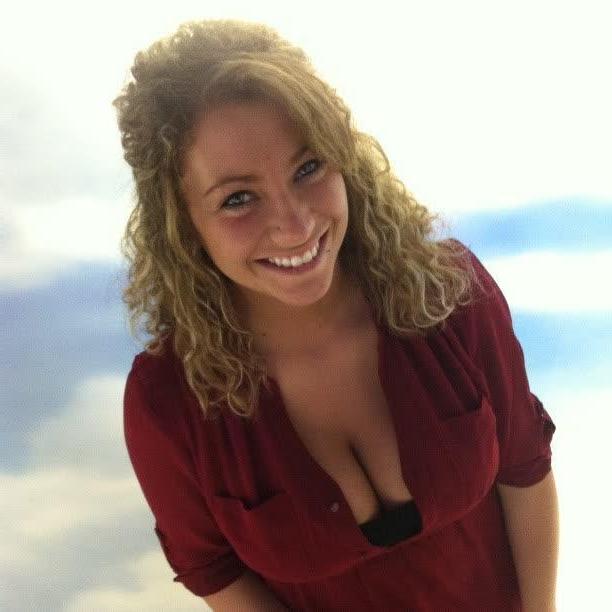 14P Heavy-chested amateur honey shows off her fine breasts