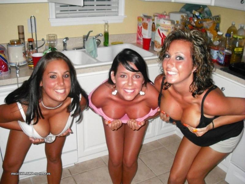 15P Pictures of hot busty teen girlfriends showing their boobies