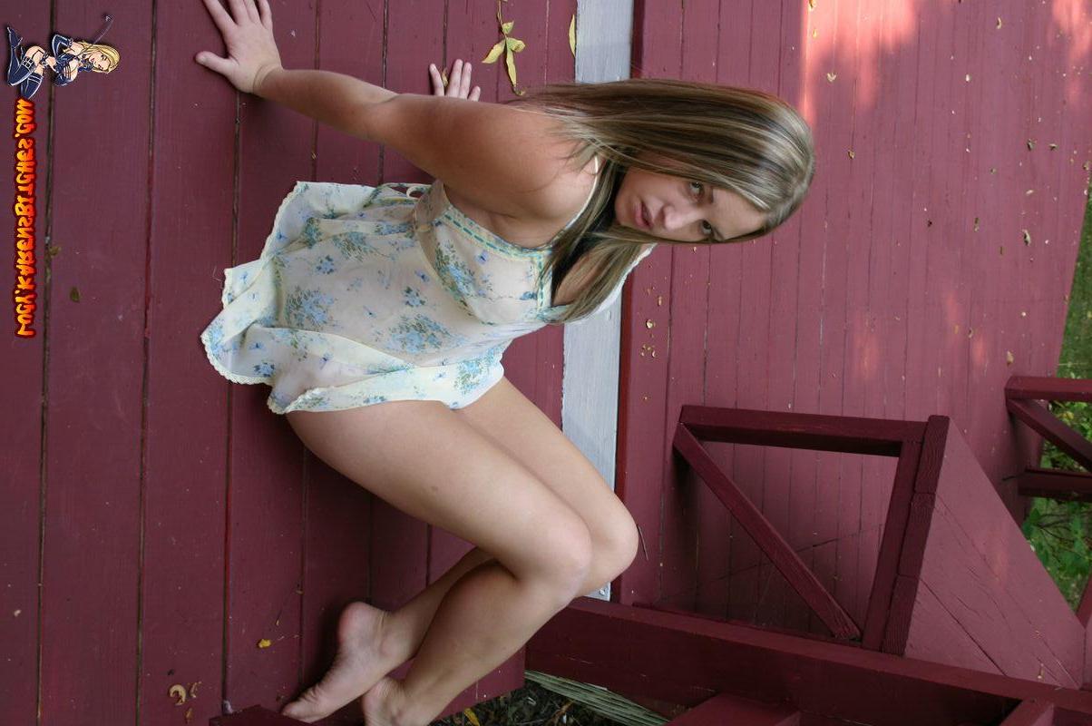 20P Pictures of a teen model in a pretty dress