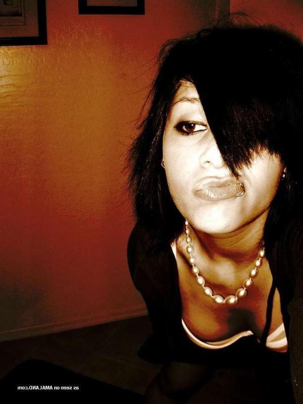 14P Hot emo girlfriend shows off her tight body while camwhoring