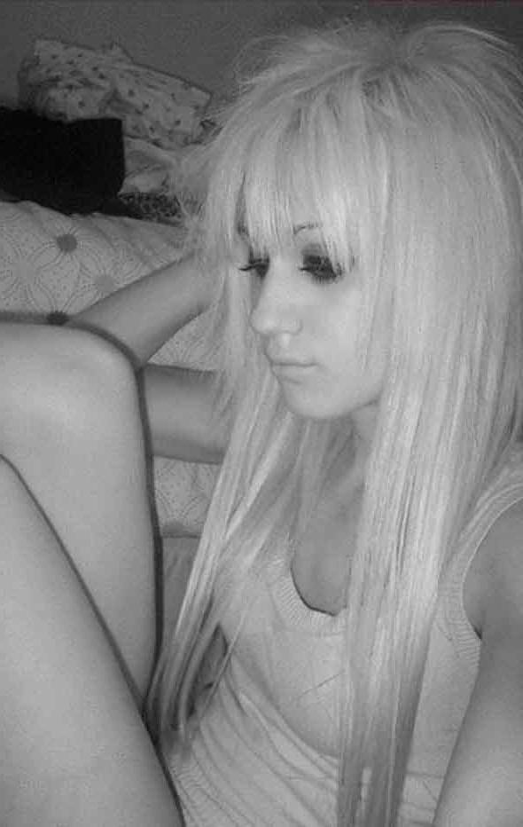 15P Picture selection of sexy amateur alternative chicks