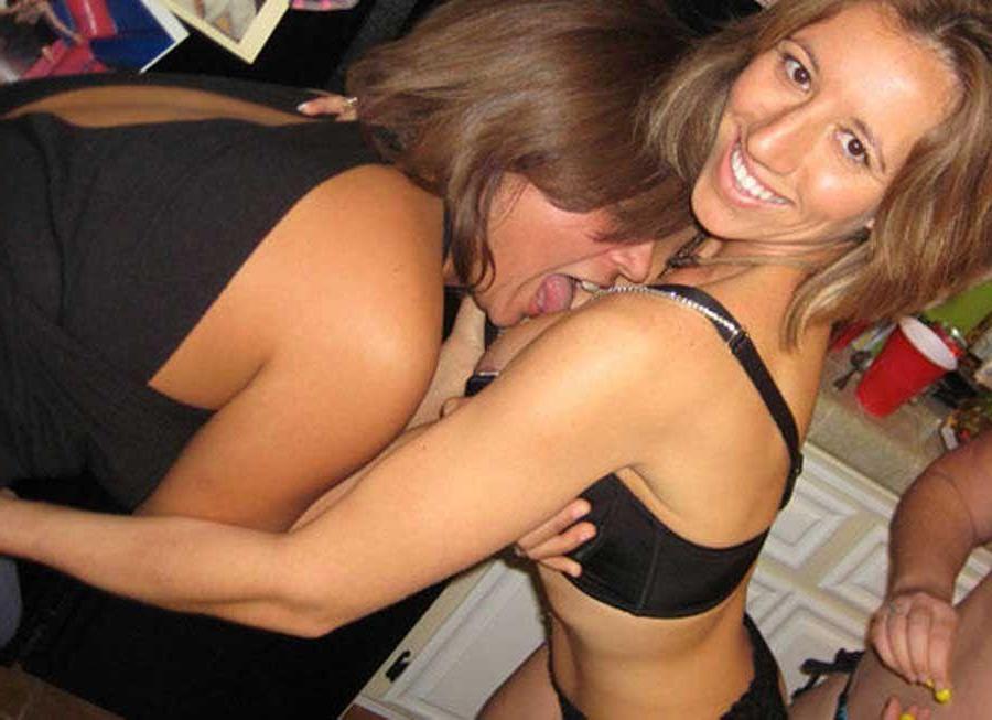 16P Pictures of hot girlfriends getting drunk and wild