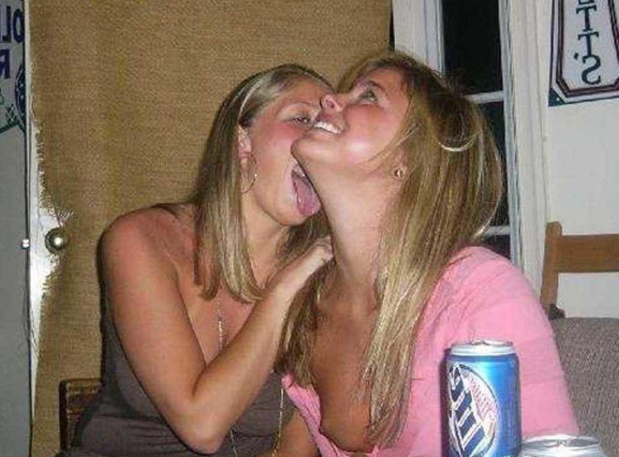 16P Pictures of hot girlfriends getting drunk and wild
